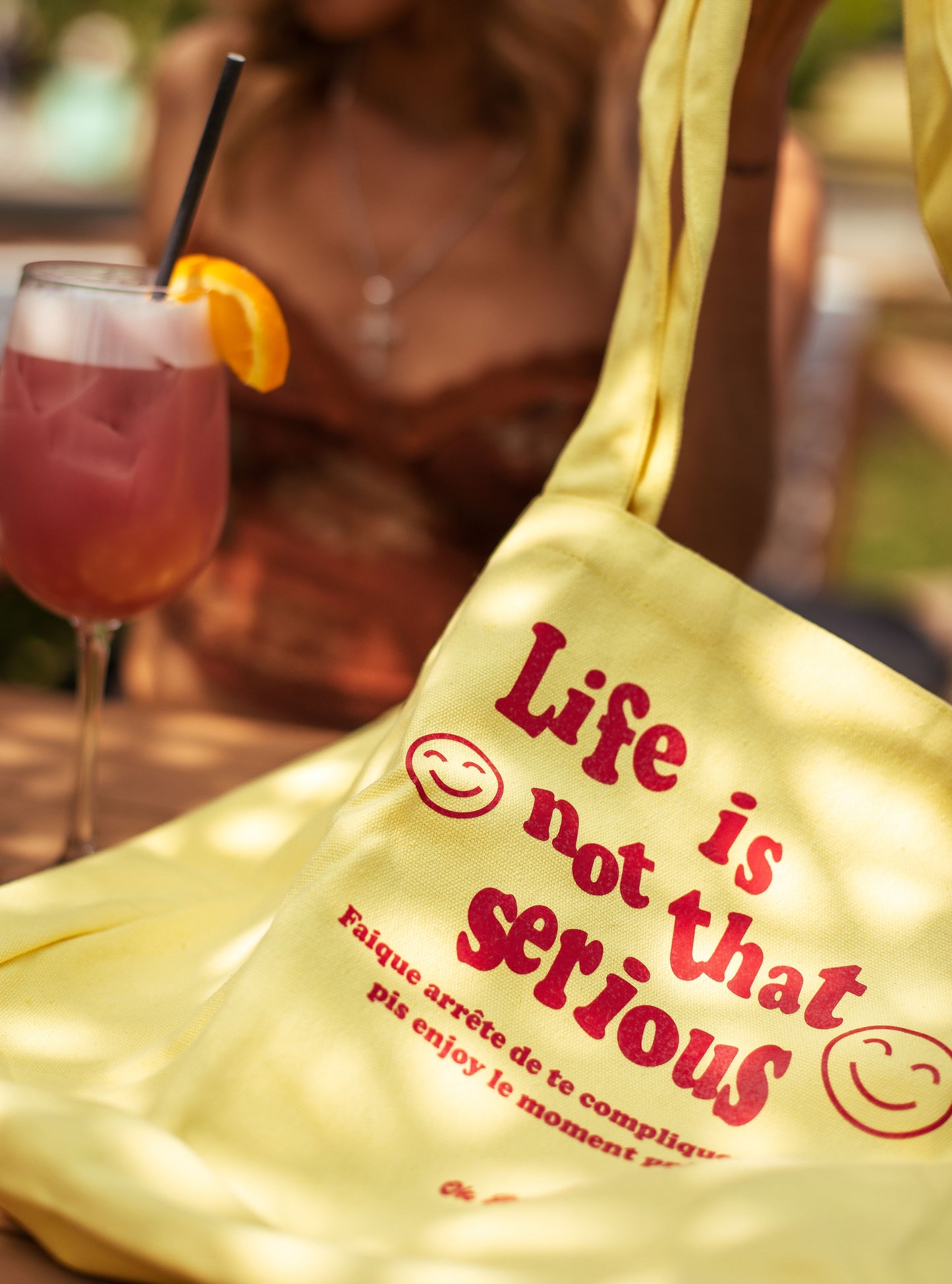 Life is not that serious - Tote Bag