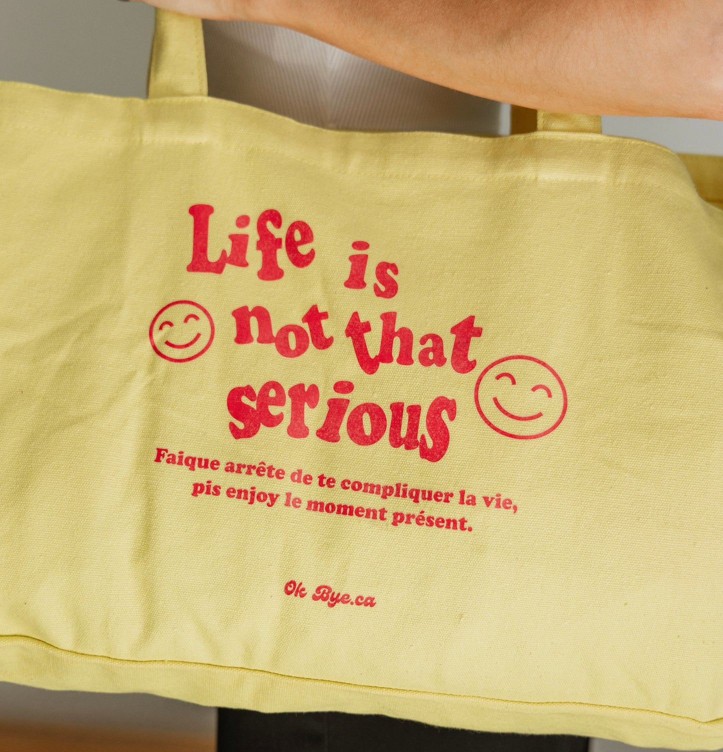 Life is not that serious - Tote Bag