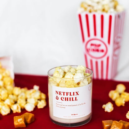 bougie pop corn au caramek, cire de soya, eco, bougie sculpture ok bye, netflix & chill humour quote date night